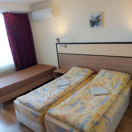 Lejlighed Golden House