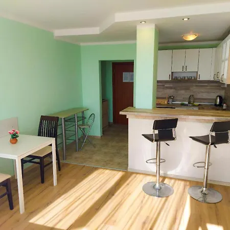 Golden House * Golden Sands