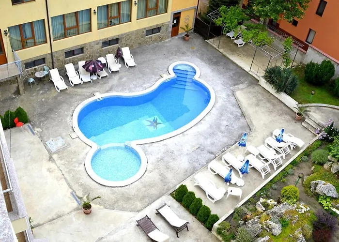 Golden House 아파트 *