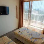 Golden House Золоті Піски