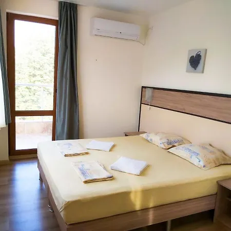 Golden House Appartement *