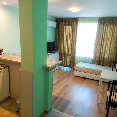Golden House * Golden Sands