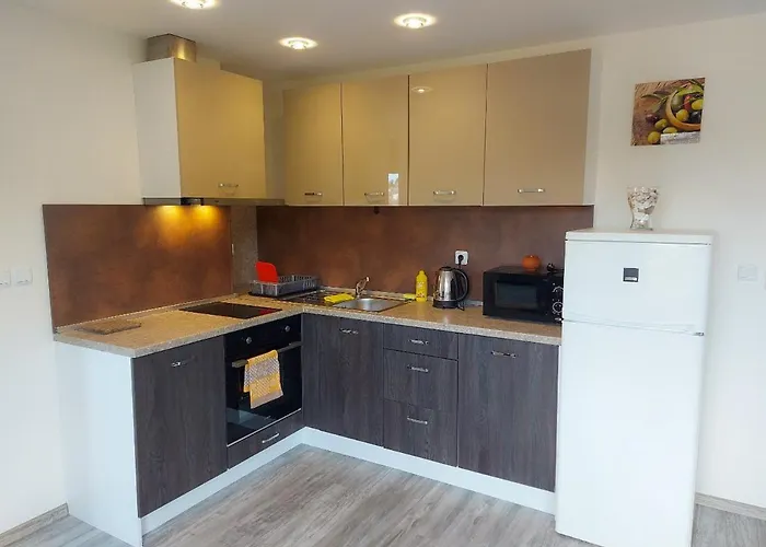 Golden House * Golden Sands